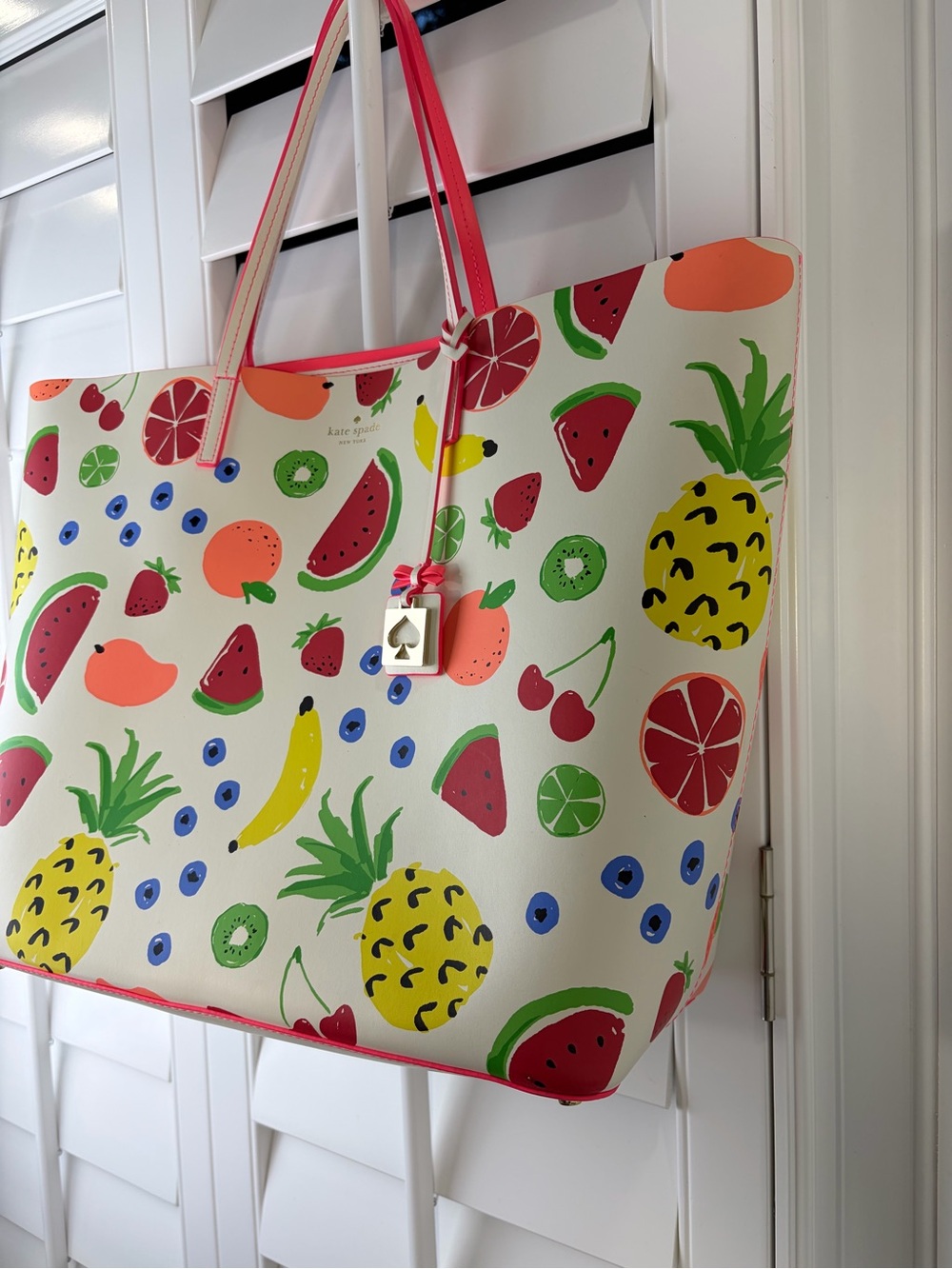 Kate Spade New York How Refreshing Fruit Medley Len Tote - Picture 5 of 9